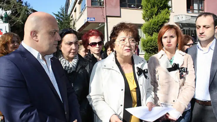 MHP'Lİ KADINLAR 8 MART DÜNYA KADINLAR GÜNÜ'NÜ KUTLADI