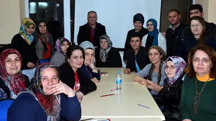 Ayvacık'ta Aşçı Çırakları Yetişiyor