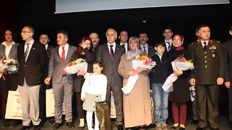 Şehit Ailelerine Ödünç Madalyası