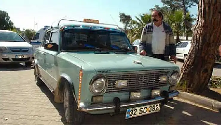 39 yıllık Murat 124 otomobiline gözü gibi bakıyor
