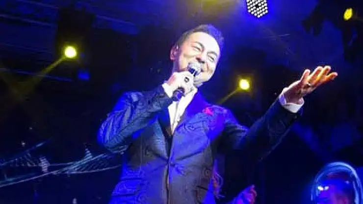 'Serdar Ortaç defol git bir köşede öl' davasında beraat