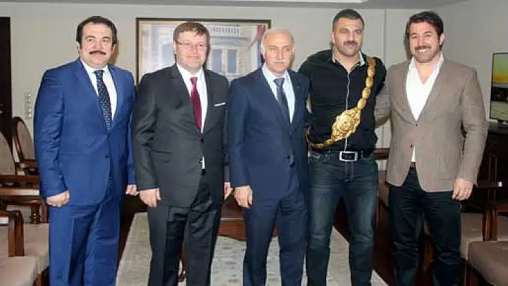 Vali Şahin: 'Fatih Atlı, Tarihi Dizilerde Rol Alabilir'