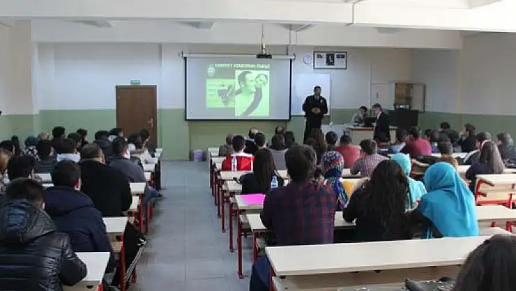 MYO ÖĞRENCİLERİ'NE TRAFİK SEMİNERİ