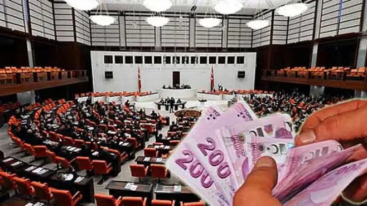 Emekli Vekillere Büyük Zam