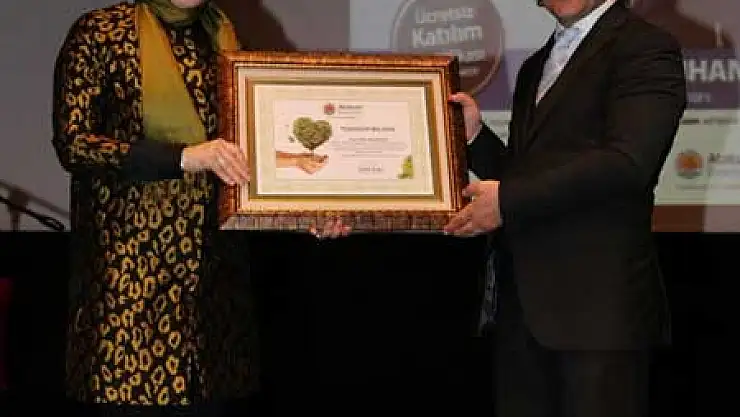 'Sosyal Paylaşım Siteleri Yuva Yıkıyor'