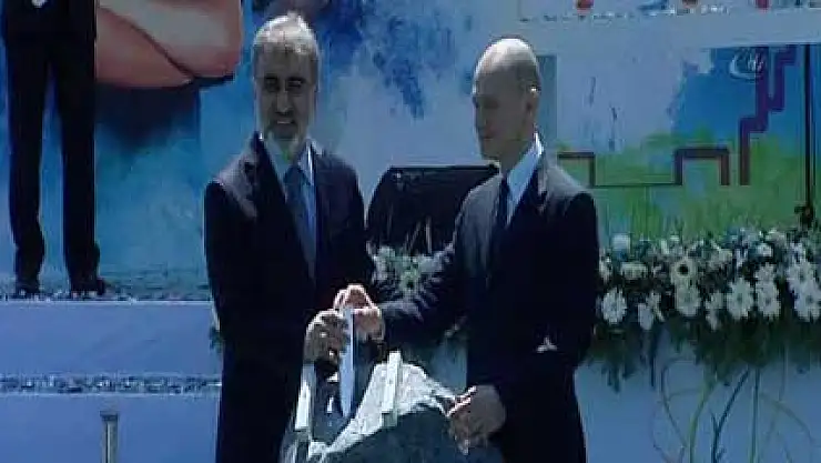 Nükleer santralde ilk temel atıldı