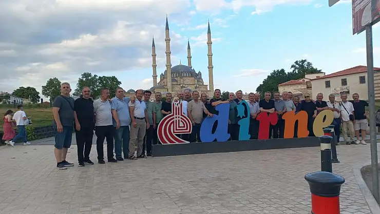 35 yıl sonra aynı masada, aynı kalpte
