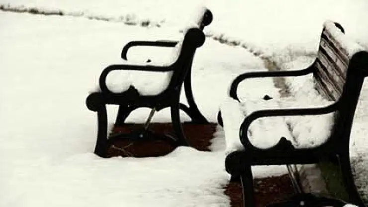 Nisan'da lapa lapa kar!