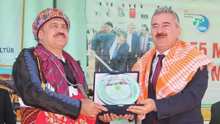 Bakan Eroğlu Efe oldu