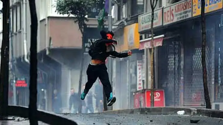 1 Mayıs gözaltılarına 24 tutuklama