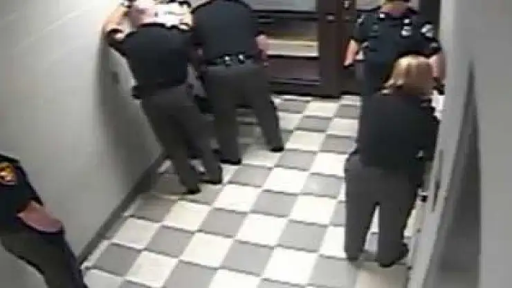 Amerikan polisi bu kez otistik bir şahsı öldürdü