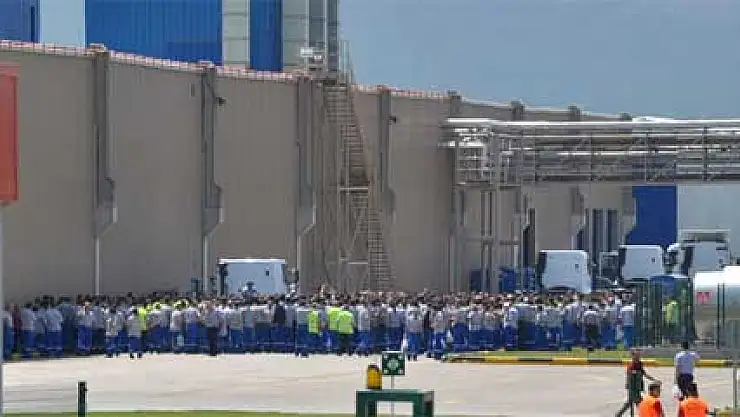 Ford Otosan çalışanları Eskişehir'de iş bıraktı