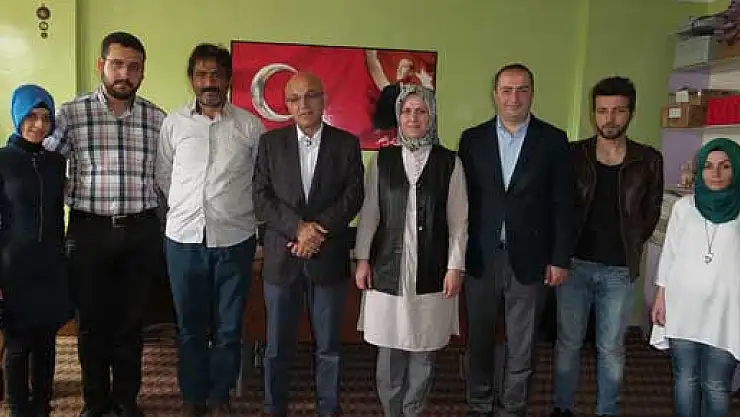 İLÇE GAZETELERİNE ' SAYFA TASARIMI EĞİTİMİ'