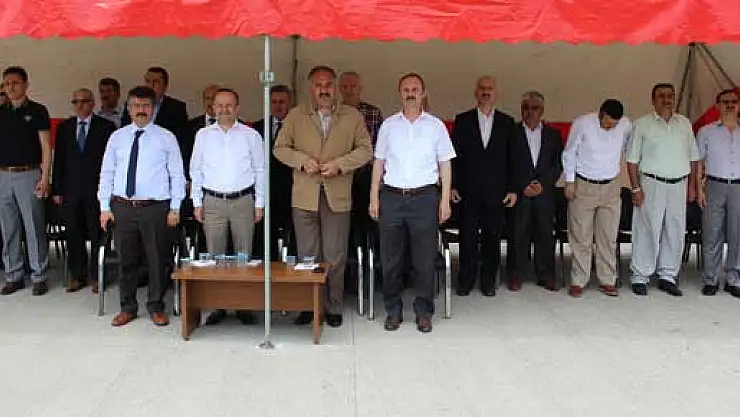 BULUTOĞLU ANADOLU LİSESİ'NDE TÜBİTAK BİLİM FUARI