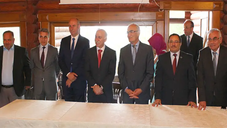 Aşçı Yardımcıları Sertifikalarını Aldı