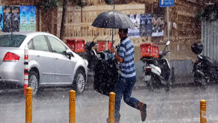 Meteoroloji'den kuvvetli yağış uyarısı!Bu illerde yaşayanlar dikkat!