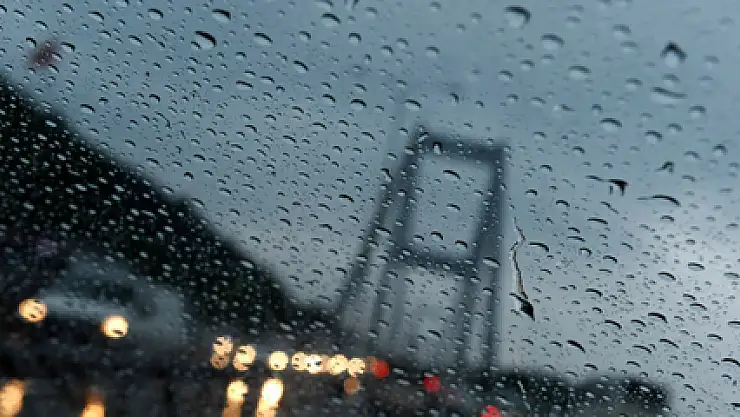 İstanbul'da sağanak yağış!