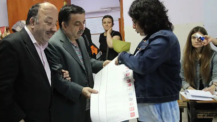 Görme engelliler sandıkta engellerin kalkmasını istiyor