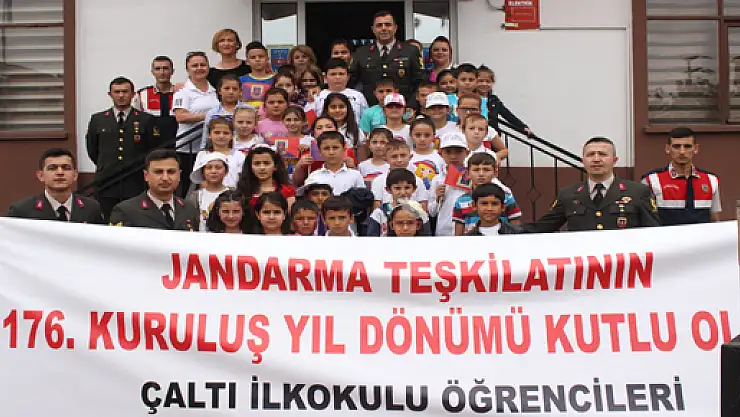 ÇALTI İLKOKULU ÖĞRENCİLERİ'NDEN JANDARMA ZİYARETİ