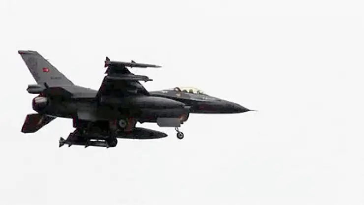 Suriye'den Türk jetini taciz