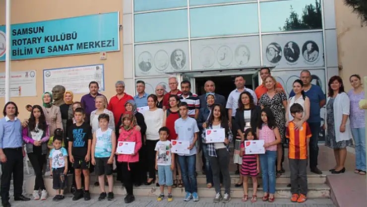 Babalar Sertifikalarını Aldı