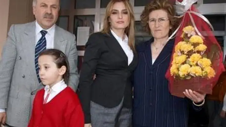 65 yaşında okuma yazma öğrendi