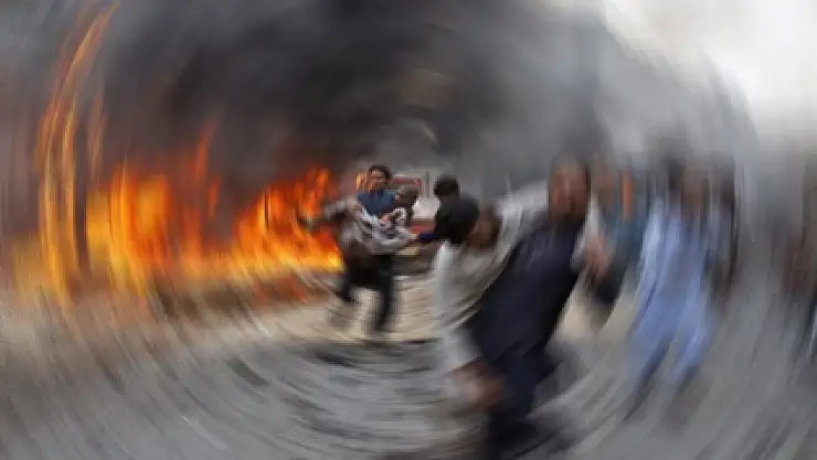 Afganistan'da bombalı saldırı: 2 ölü, en az 40 yaralı