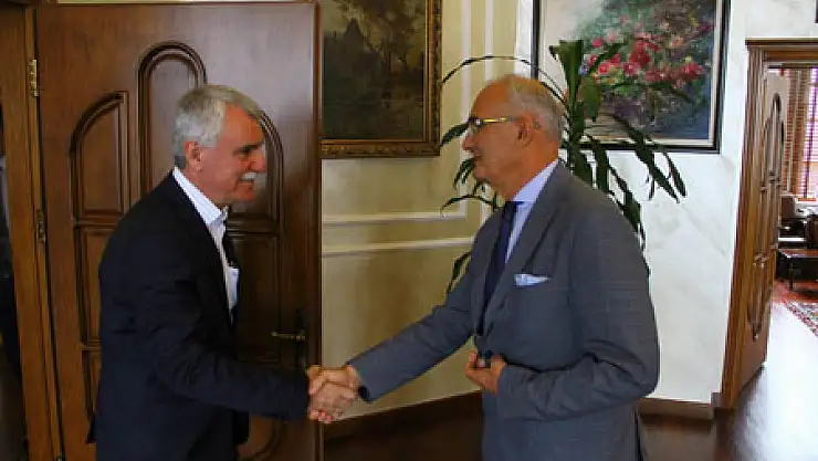 Samsunspor, Başkan Yılmaz'ı Ziyaret Etti