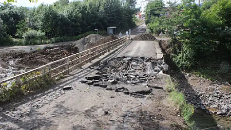 Büyüklü Köprüsü Yenileniyor