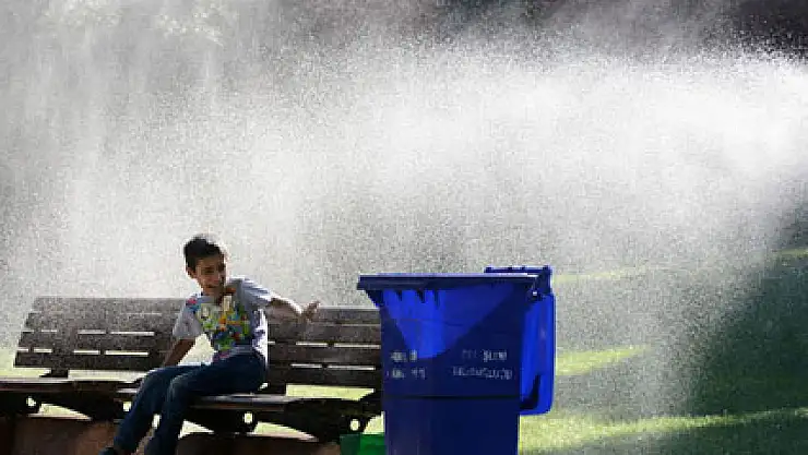 İstanbullular sıcaktan bunalıyor