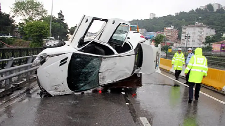 Hastane yolunda kaza: 3 yaralı