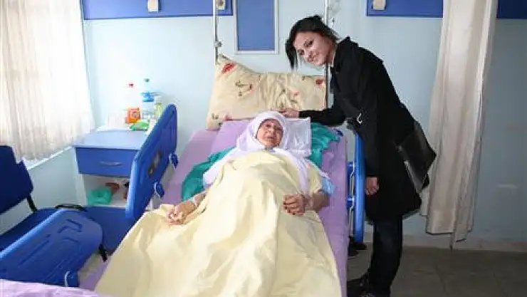 ÇL' nin hasta ziyaretleri mutlu etti