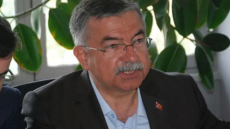 Yılmaz: 'Yedi düvele karşı mücadele ediyoruz'