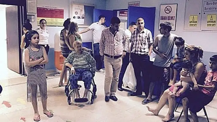 Restoranın tavanı çöktü: 12 yaralı