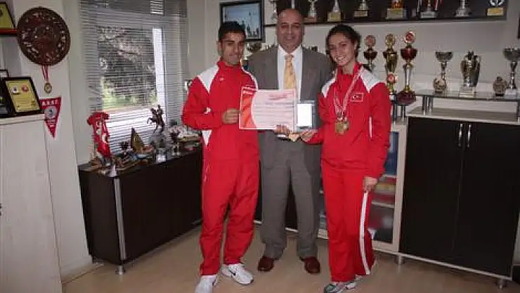 Balkan ikincisinden ziyaret