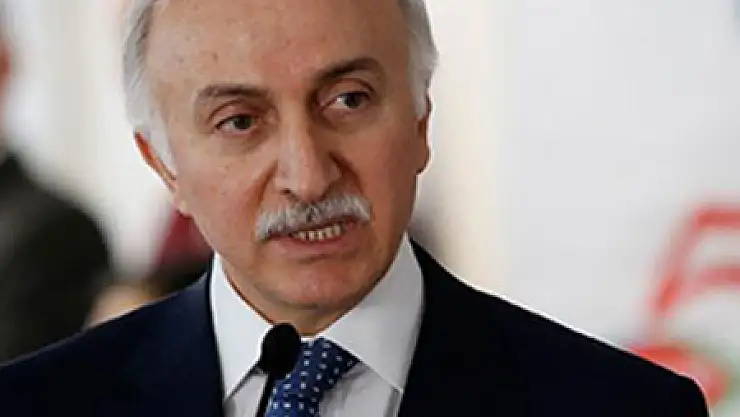 Vali Şahin'den Basına Kutlama