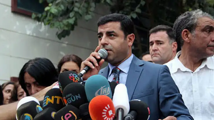 Demirtaş'tan, Akdoğan'a cevap!