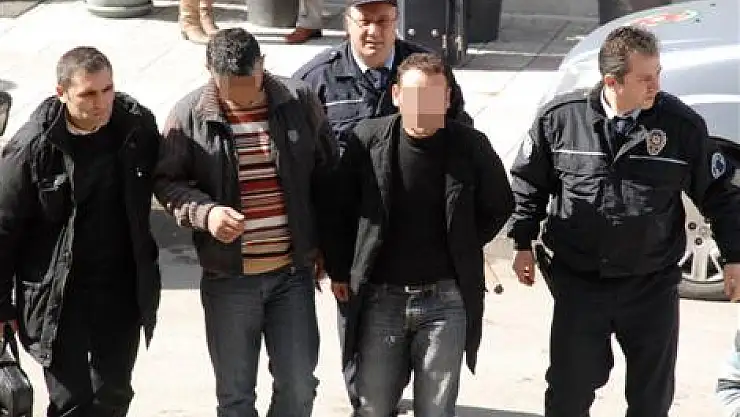 Hırsızlık iddiasına gözaltı