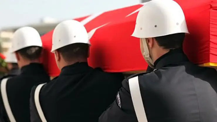 'Anne Bize Saldırmıyorlar' Dedi, Şehit Haberi Geldi