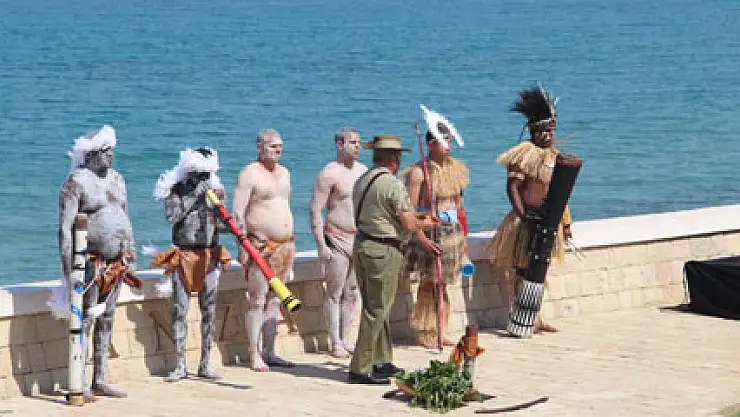 Anzakların ilginç dansı