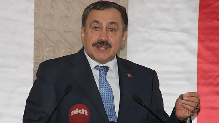Eroğlu: 'Suyun yönetimi acil sonlandırılmalı'