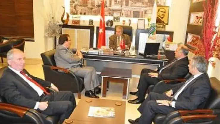 SADEF'ten Demirtaş'a davet