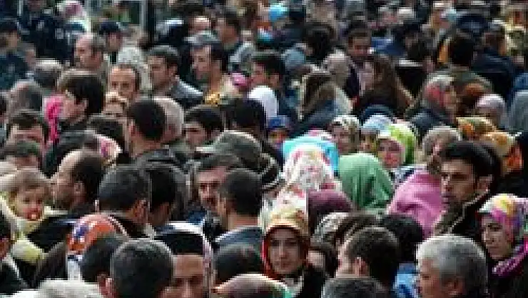 Dünya nüfusu 7 milyarı aşacak