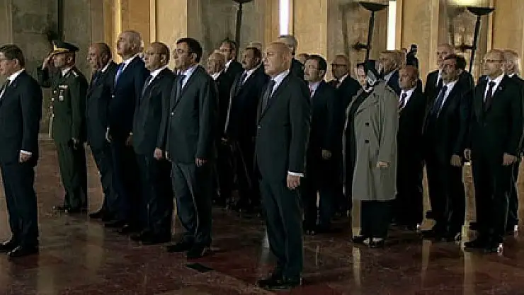 63. Hükümet üyelerinden Anıtkabir'e ziyaret