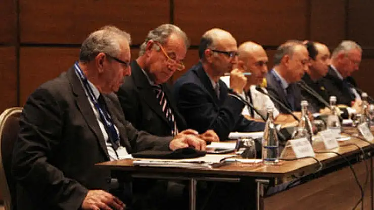 69 ülkenin temsilcisi mülteci sorununu görüştü