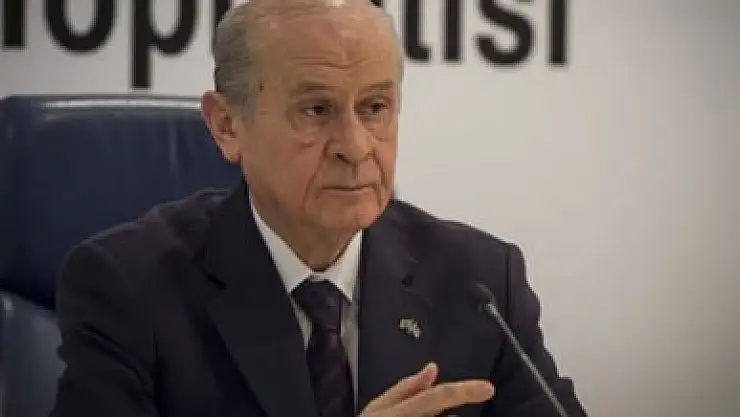 Bahçeli'nin cevapları toplantıya damga vurdu!