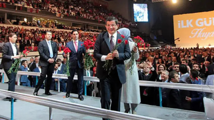 Davutoğlu'dan milletvekili adaylarından üç rica