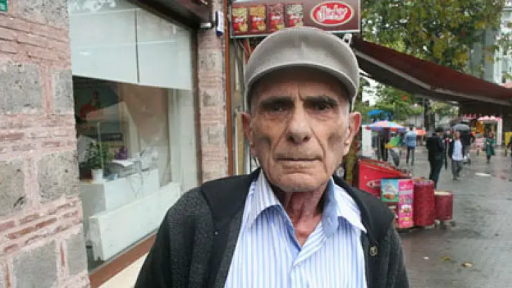 Emekli öğretmeni telefon dolandırıcılarından bakın ne kurtardı?