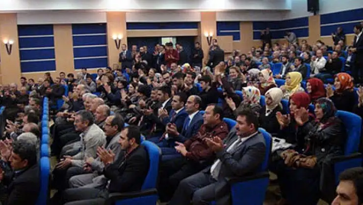 Akdağ: 'Terör örgütünün kafasını ezmeye devam edeceğiz'