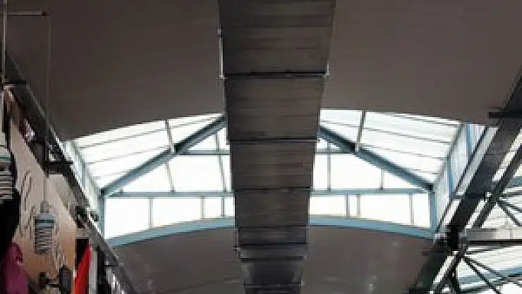 YABANCILAR ÇARŞISI'NDA KIŞIN MONTSUZ DOLAŞILABİLECEK 